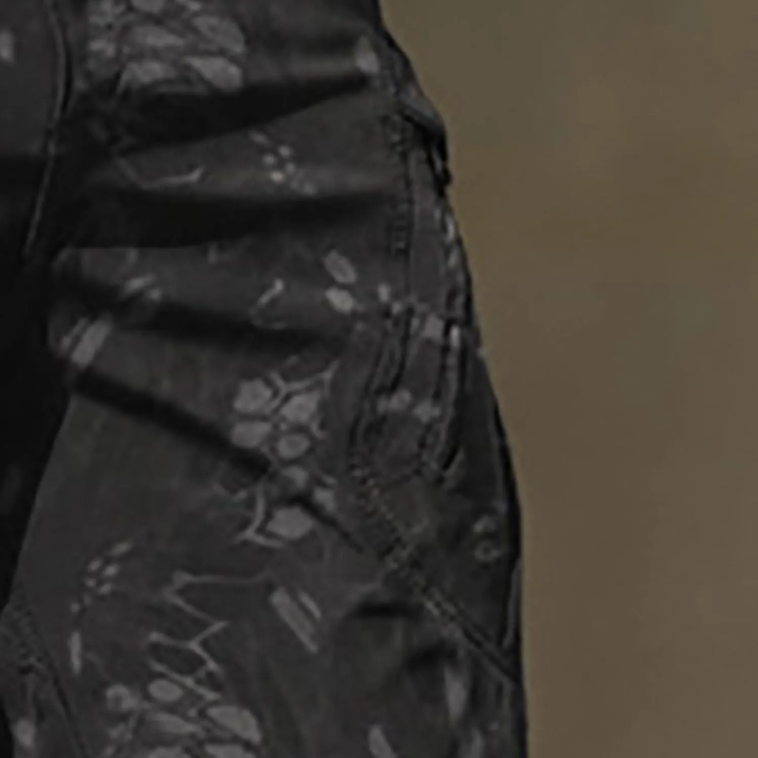 Cargo Pants for Men Camouflage Multi Pockets Elastic Waistband Trousers Fitness Training Work Casual Loose Fit Pants