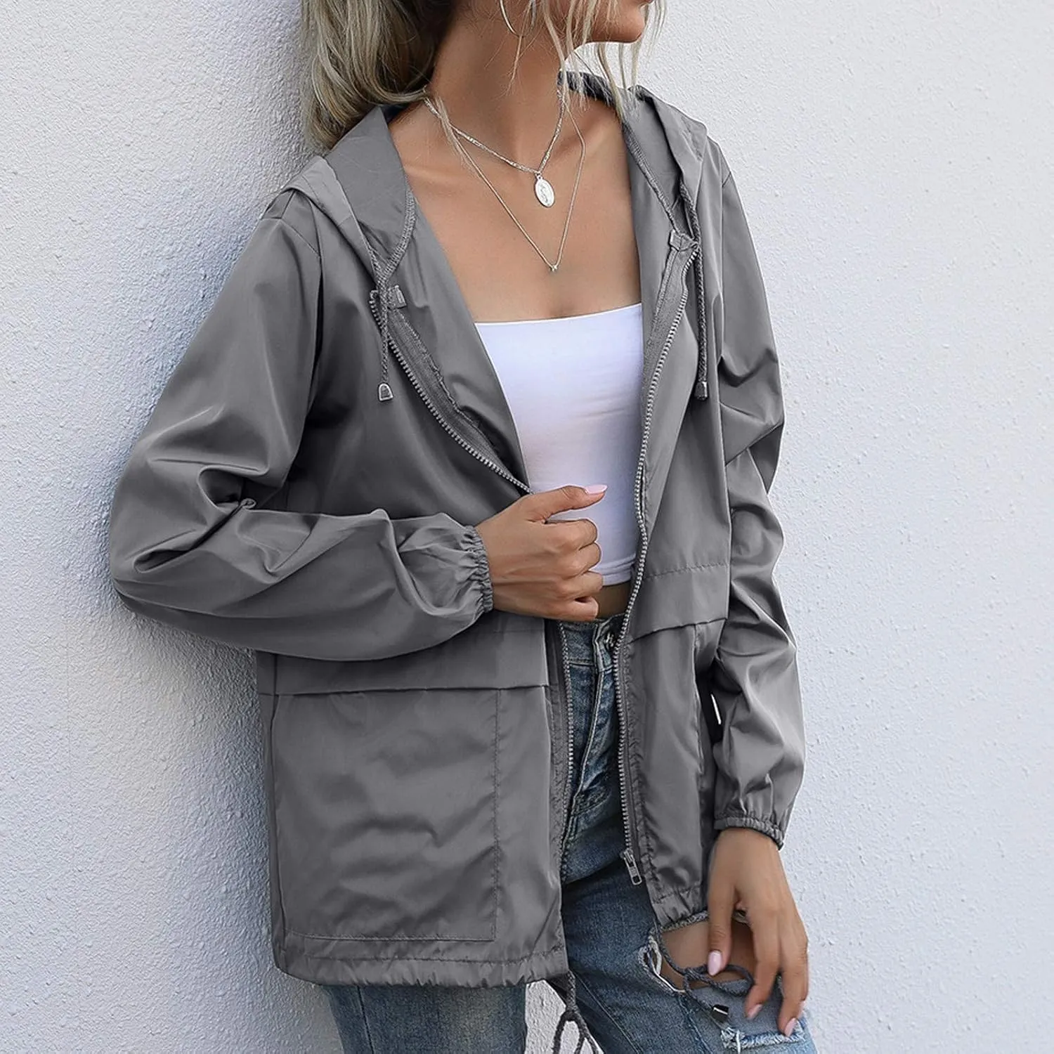 Cdiecer Women Rain Jackets Waterproof Windproof Jacket Lightweight Hooded Windbreaker Outdoor Casual Raincoat