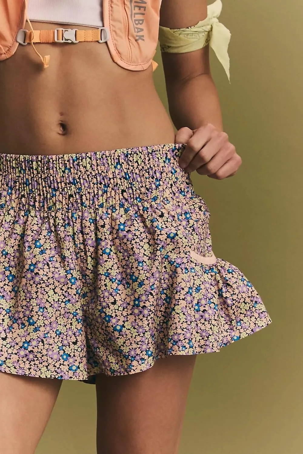 UAURORAO Women Flowy Athletic Shorts High Waisted Boho Floral Ruffle Running Workout Shorts Smocked Shorts with Pockets