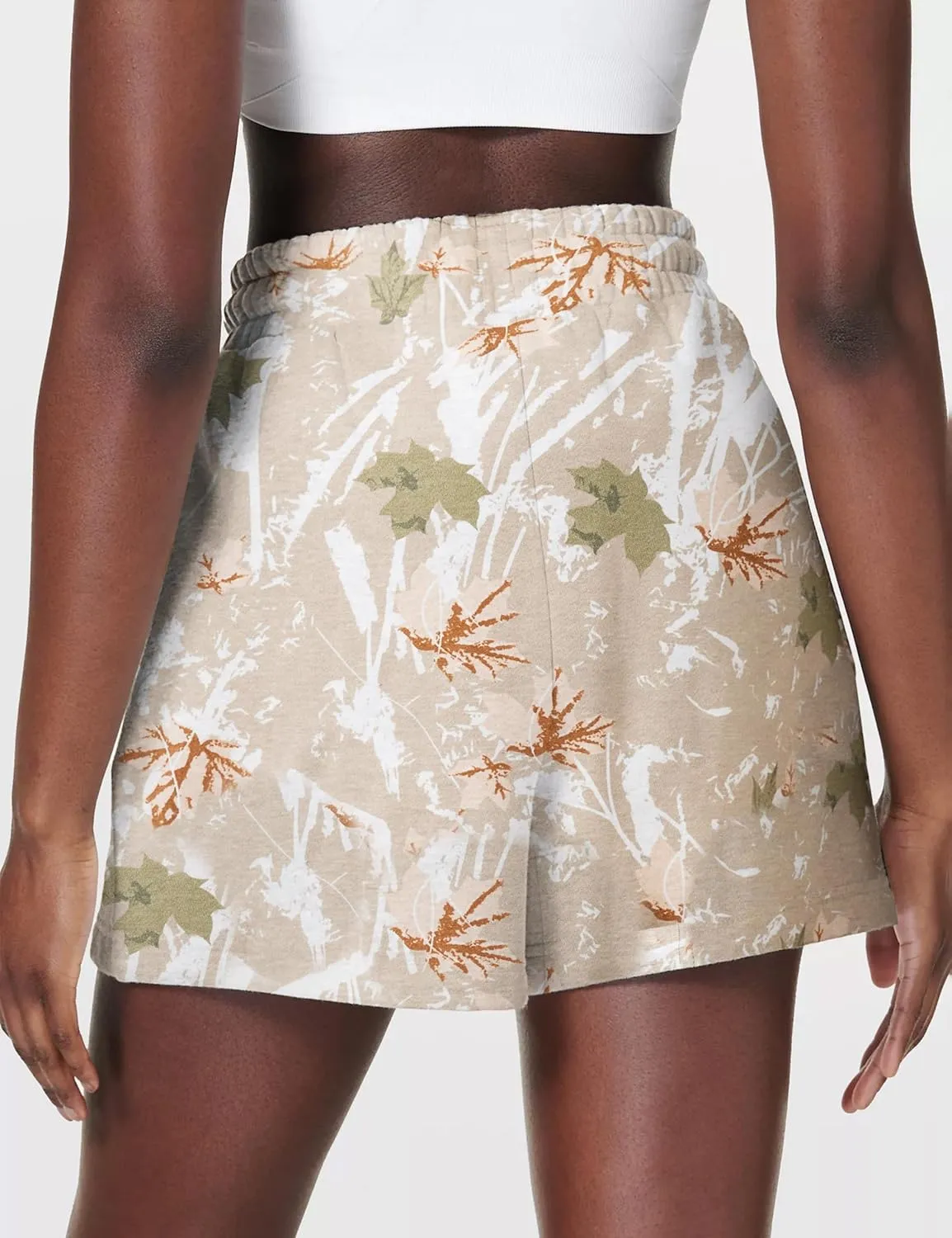 Women Camo Sweat Shorts High Waisted Drawstring Lounge Shorts Maple Leaf Cheetah Print Athletic Shorts with Pockets